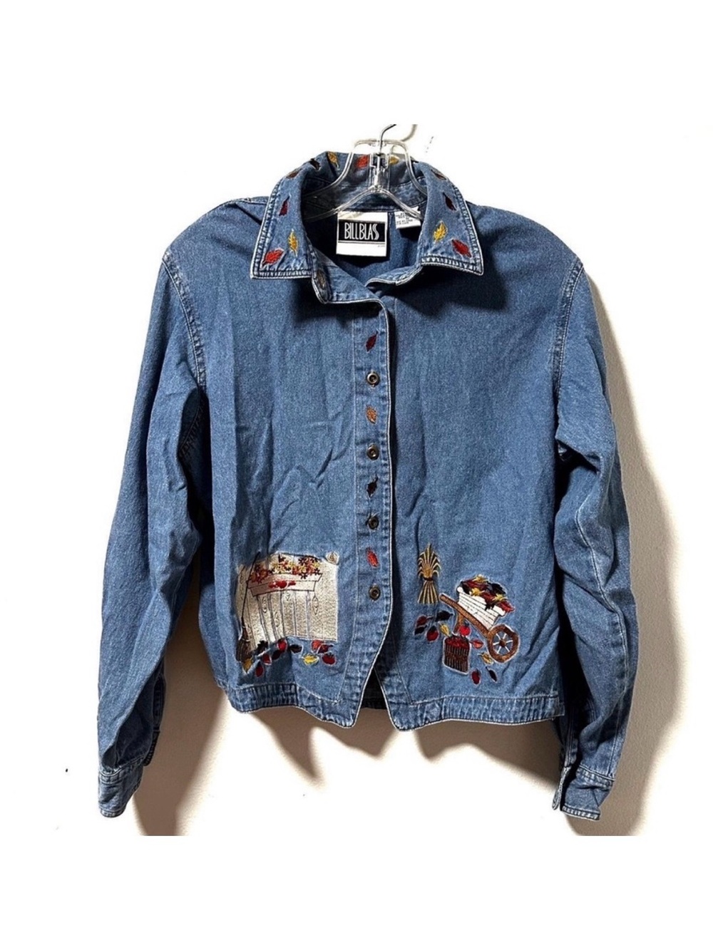 Vintage Bill Blass Blue Denim Embroidered Fall Leaves Chambray Shirt Size Medium
